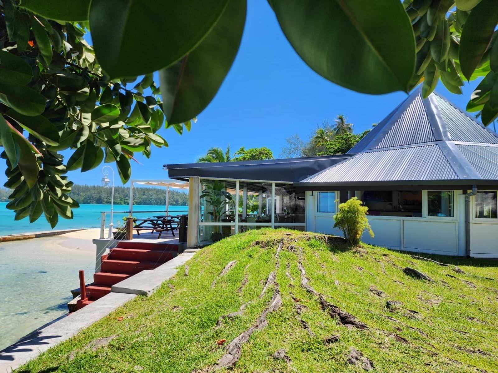Hotel Hibiscus Papetoai Bagian luar foto