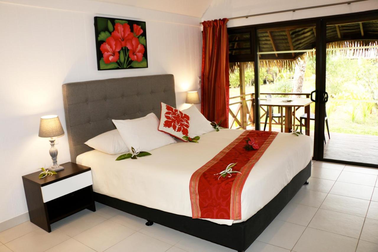 Hotel Hibiscus Papetoai Bagian luar foto