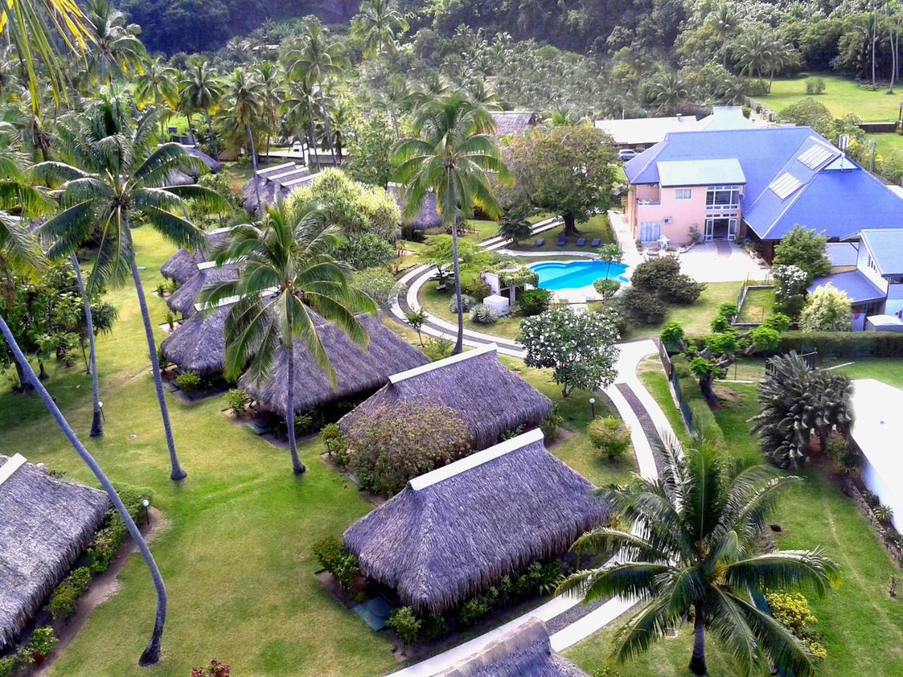 Hotel Hibiscus Papetoai Bagian luar foto